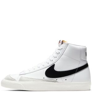 Nike White and Black High-Tops